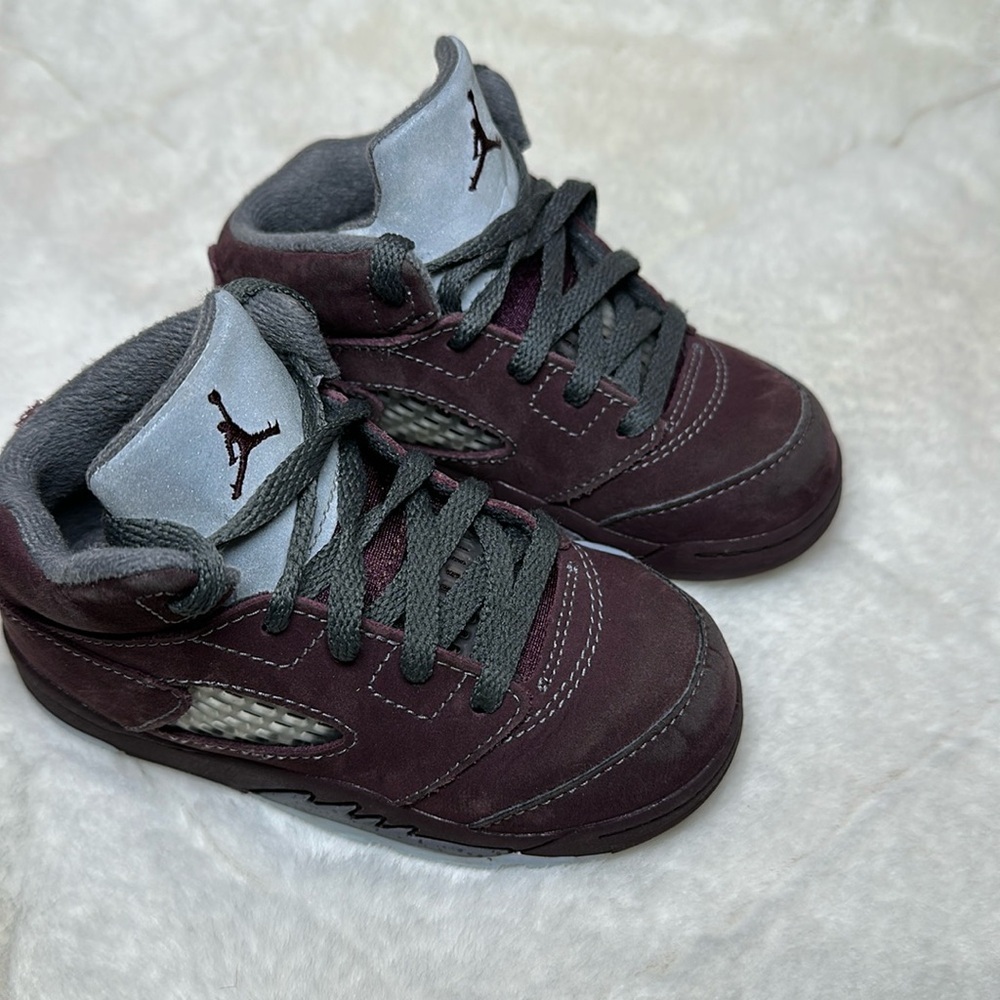 AIR JORDAN 5 RETRO SE BURGUNDY Toddler little kids  size 8 preowned